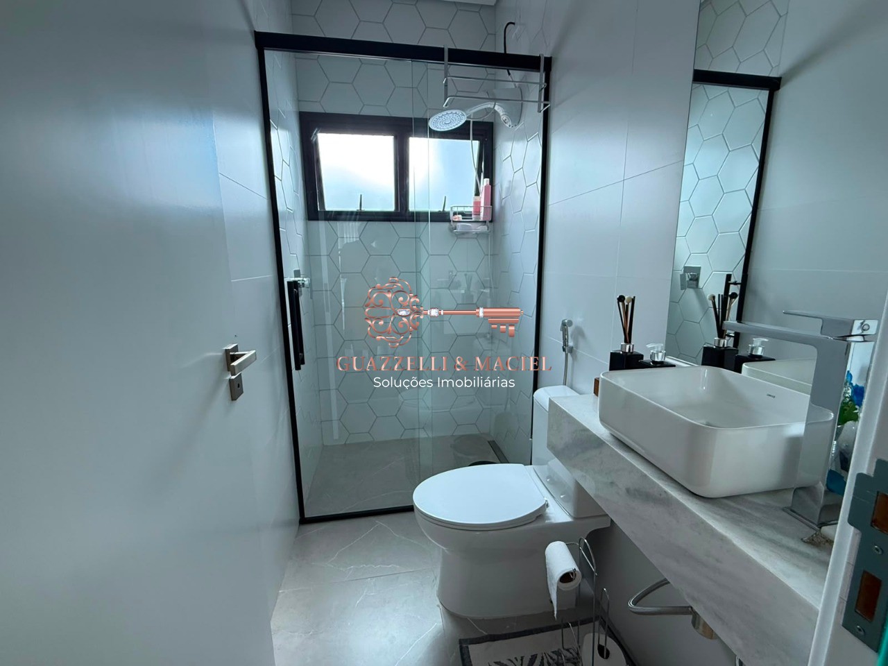 Condomínio em Trigal, MAIRINQUE - Espetacular casa em condomínio à venda em Mairinque-SP, bairro Trigal: 3 quartos, 3 suítes, 2 salas, 5 banheiros, 2 vagas, 313,93 m² - Foto 10