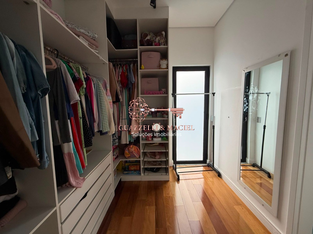 Condomínio em Trigal, MAIRINQUE - Espetacular casa em condomínio à venda em Mairinque-SP, bairro Trigal: 3 quartos, 3 suítes, 2 salas, 5 banheiros, 2 vagas, 313,93 m² - Foto 12