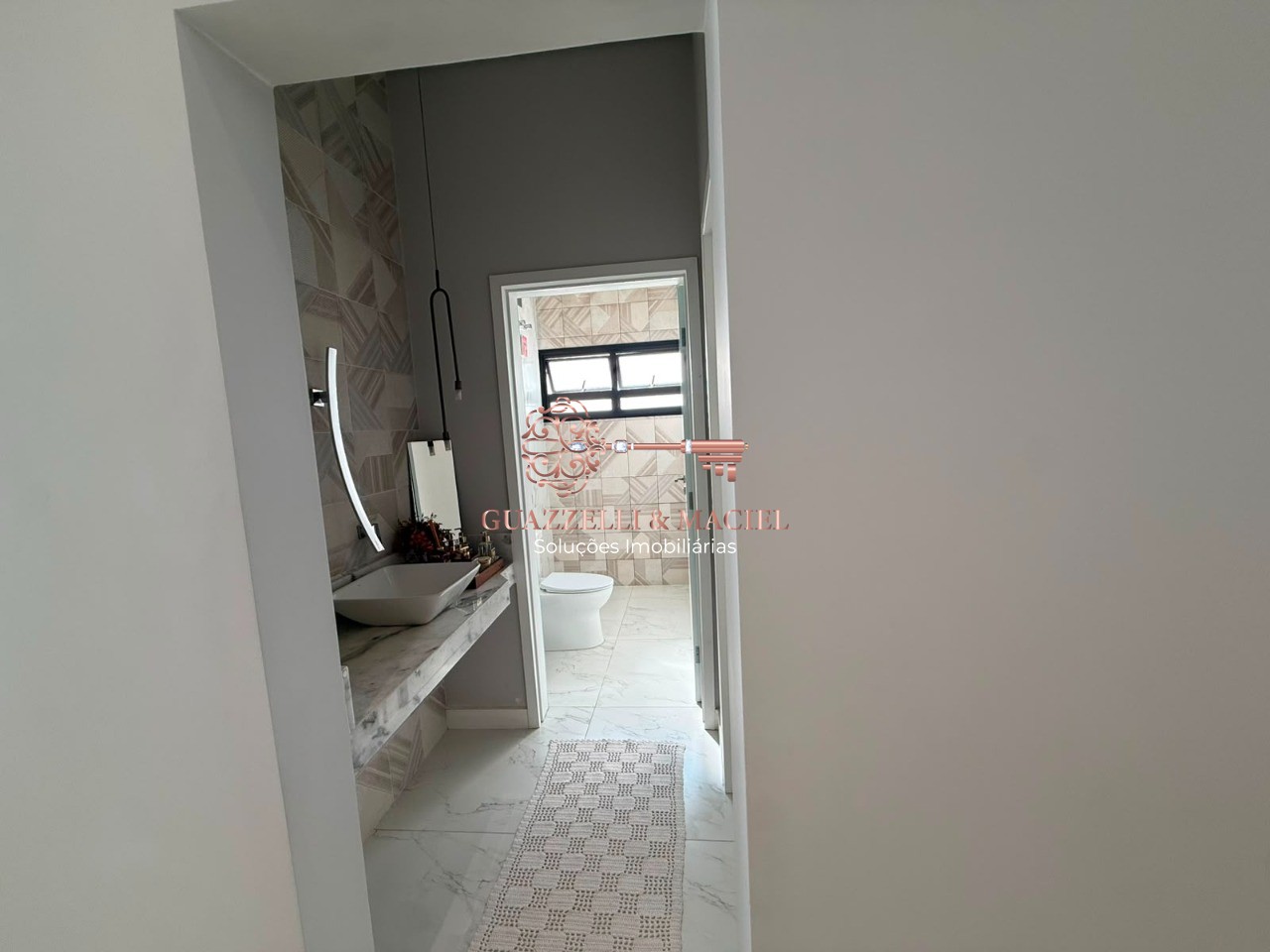 Condomínio em Trigal, MAIRINQUE - Espetacular casa em condomínio à venda em Mairinque-SP, bairro Trigal: 3 quartos, 3 suítes, 2 salas, 5 banheiros, 2 vagas, 313,93 m² - Foto 37