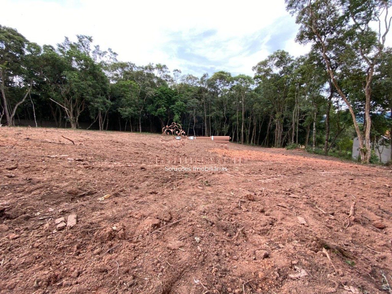 Terreno em SOROCAMIRIM (CANGUERA), SÃO ROQUE - Terreno de 4.997,50 m² à venda no bairro Gabriel Piza, São Roque-SP: proximidade com Restaurante Olivar, Roteiro do Vinho.