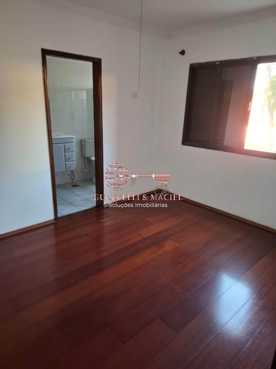 Apartamento em Centro, MAIRINQUE - Apartamento à venda em Mairinque-SP: 3 quartos, 1 suíte, 2 salas, 3 banheiros, 1 vaga de garagem, 129m² no Centro! - Foto 4