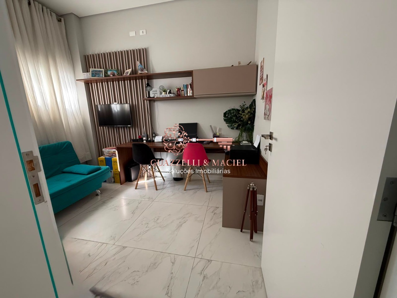Condomínio em Trigal, MAIRINQUE - Espetacular casa em condomínio à venda em Mairinque-SP, bairro Trigal: 3 quartos, 3 suítes, 2 salas, 5 banheiros, 2 vagas, 313,93 m² - Foto 34