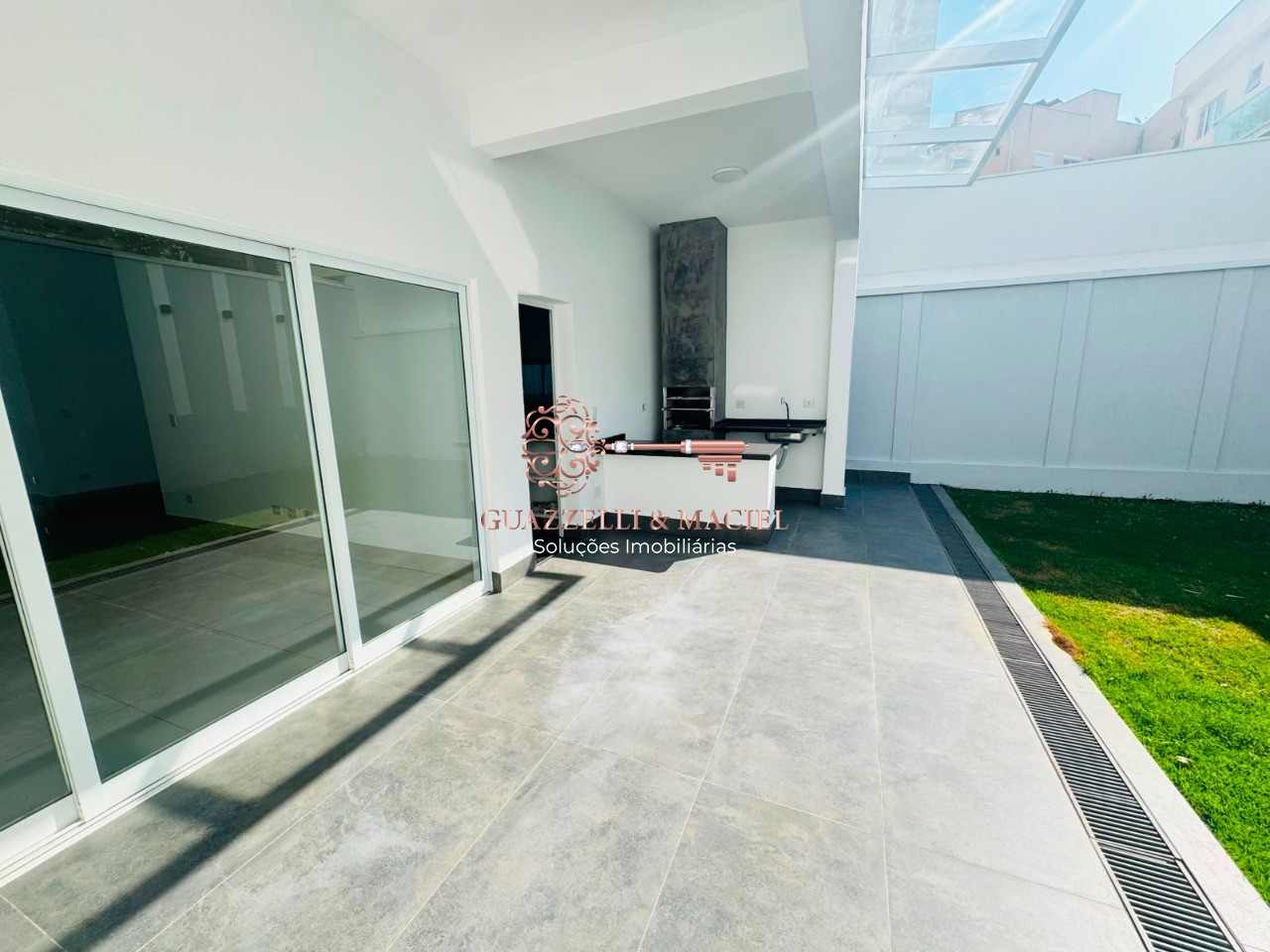 Condomínio em LOTEAMENTO VILLA DI ROMA, SÃO ROQUE - Casa em Condomínio de Luxo para Locação em São Roque-SP  3 Quartos, 1 Suíte, 2 Salas, 4 Banheiros, 4 Vagas, 200m² - Foto 10