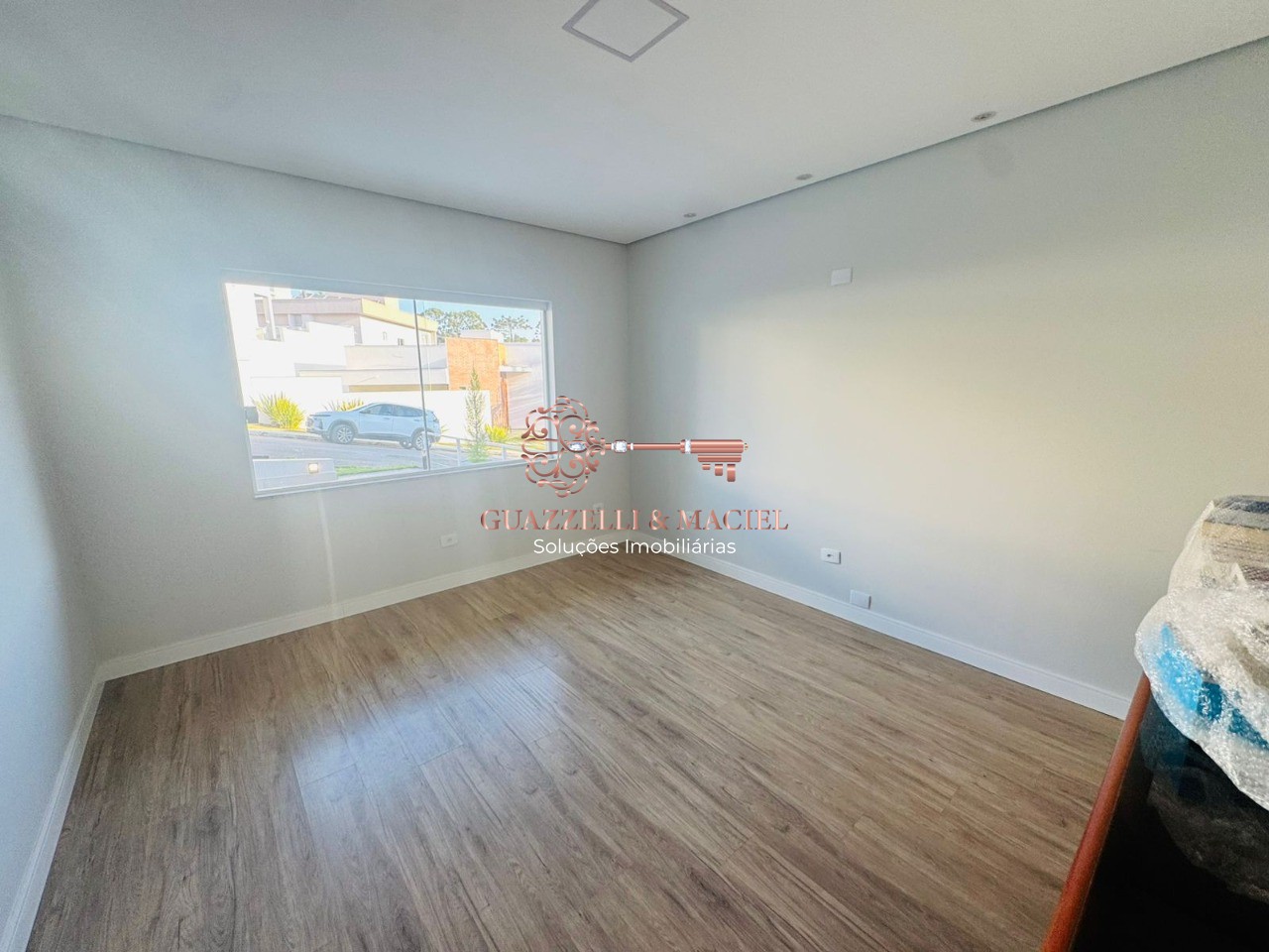 Condomínio em LOTEAMENTO VILLAGE EMÍLIA, SÃO ROQUE - Imperdível Casa em Condomínio à Venda ou Locação em São Roque-SP - 5 Quartos, 1 Suíte, 240m² - Loteamento Village Emília - Foto 8