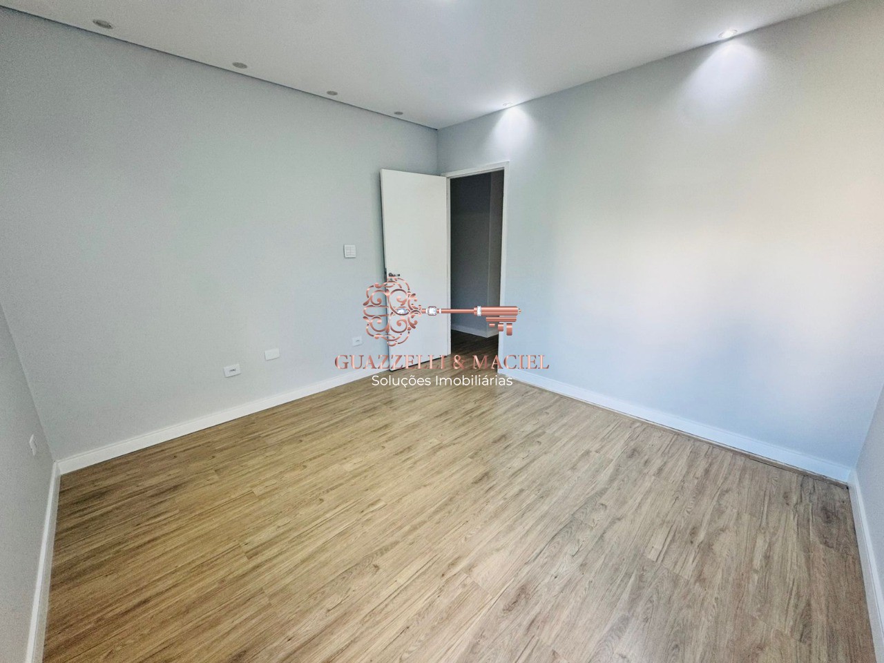 Condomínio em LOTEAMENTO VILLAGE EMÍLIA, SÃO ROQUE - Imperdível Casa em Condomínio à Venda ou Locação em São Roque-SP - 5 Quartos, 1 Suíte, 240m² - Loteamento Village Emília - Foto 21