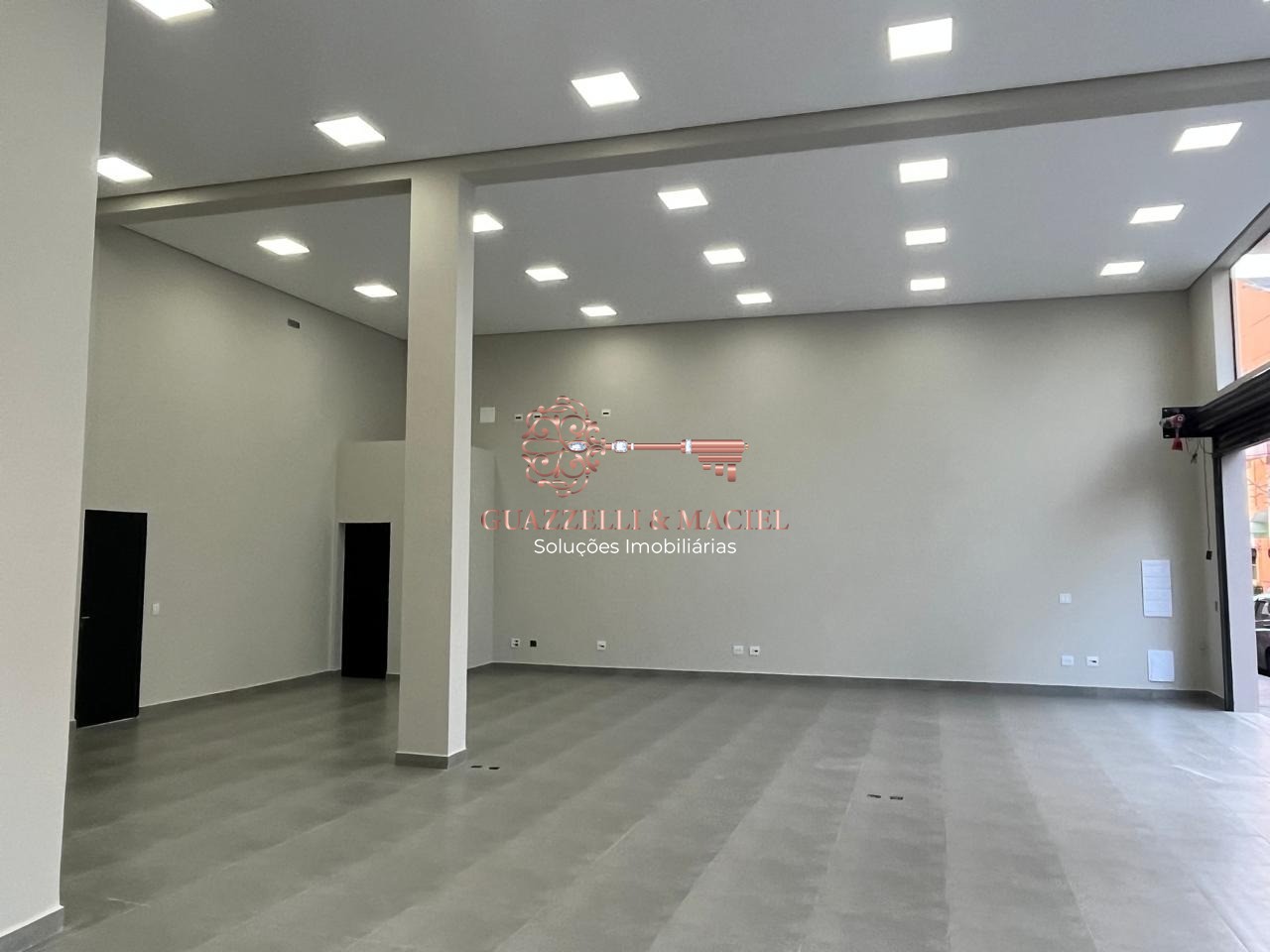 salao em CENTRO, SÃO ROQUE - Salão Comercial para Locação no Centro de São Roque-SP  152m², 1 Sala, 2 Banheiros - Foto 5