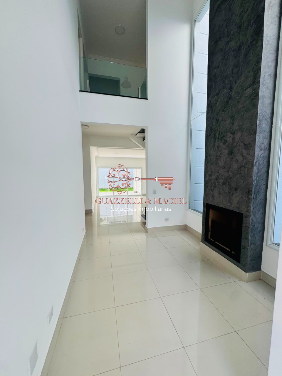 Condomínio em LOTEAMENTO VILLA DI ROMA, SÃO ROQUE - Casa em Condomínio de Luxo para Locação em São Roque-SP  3 Quartos, 1 Suíte, 2 Salas, 4 Banheiros, 4 Vagas, 200m² - Foto 8