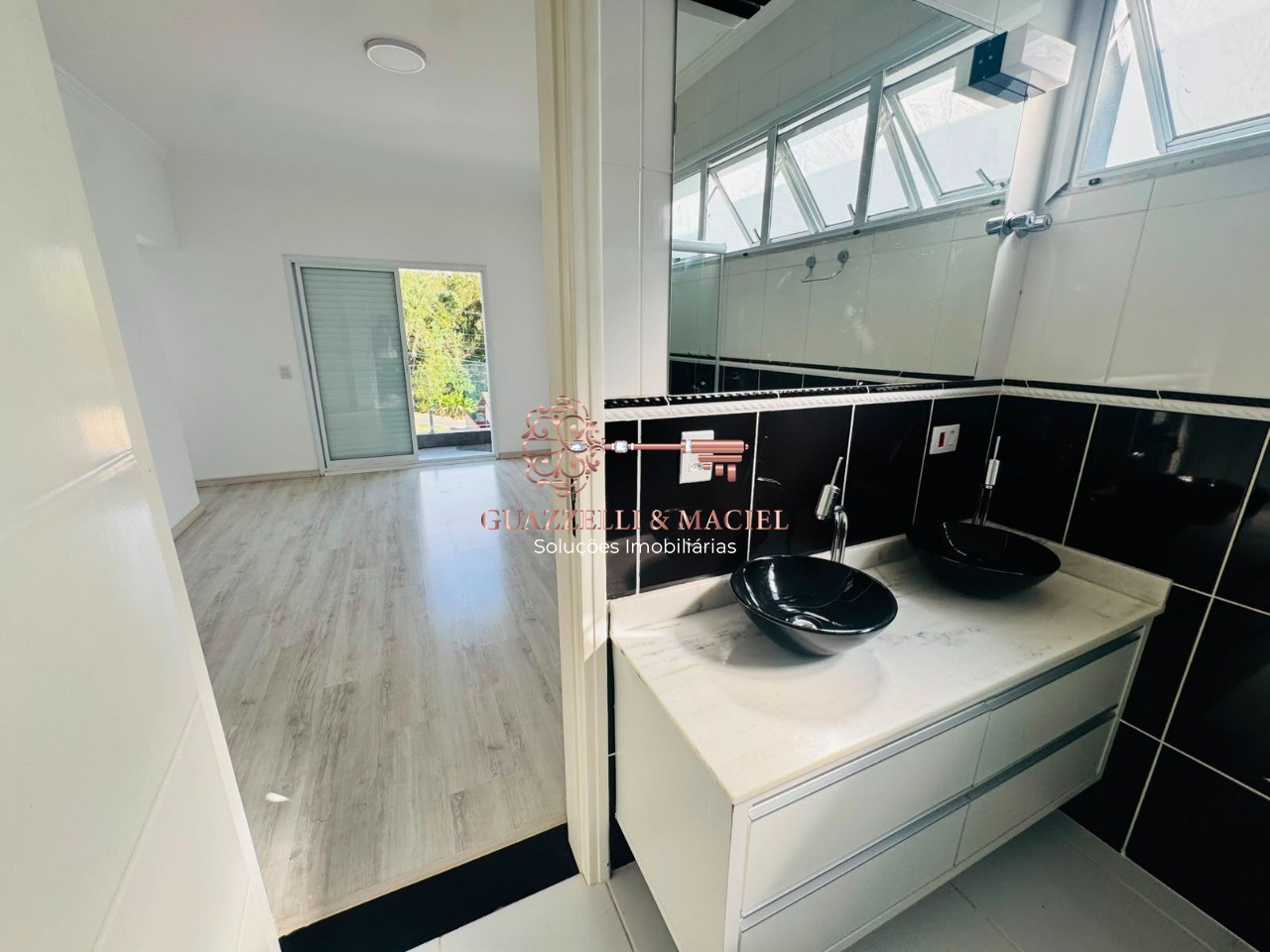 Condomínio em LOTEAMENTO VILLA DI ROMA, SÃO ROQUE - Casa em Condomínio de Luxo para Locação em São Roque-SP  3 Quartos, 1 Suíte, 2 Salas, 4 Banheiros, 4 Vagas, 200m² - Foto 18