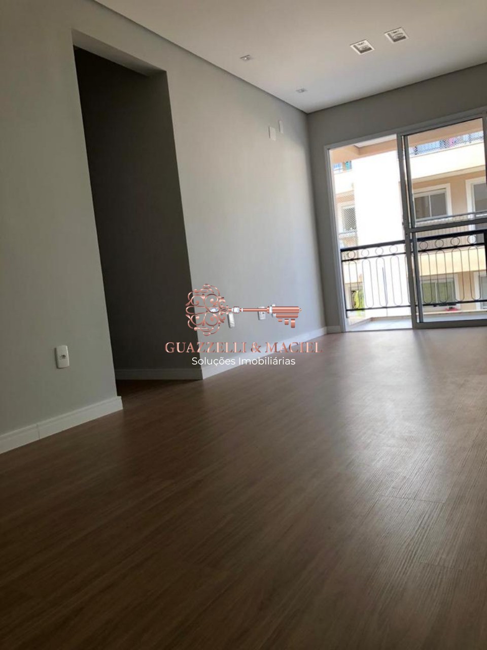 Apartamento em JARDIM MARIA TRINDADE, SÃO ROQUE - Apartamento para locação em São Roque-SP, Jardim Maria Trindade: 3 quartos, 1 suíte, 1 sala, 1 banheiro, 1 vaga, 70m². Venha conferir! - Foto 2