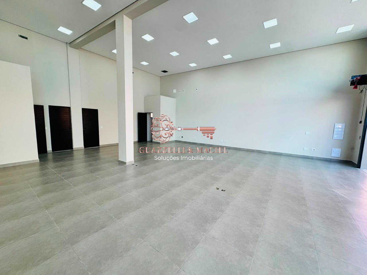 salao em CENTRO, SÃO ROQUE - Salão Comercial para Locação no Centro de São Roque-SP  152m², 1 Sala, 2 Banheiros - Foto 9