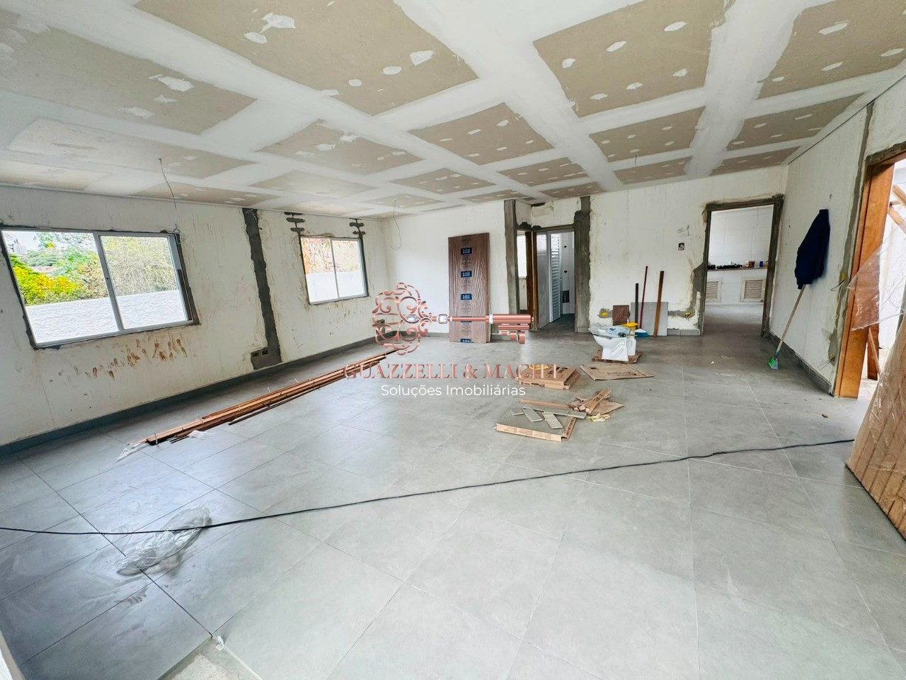 salao em SOROCABANA, MAIRINQUE - Salão Comercial de Alto Padrão na Sorocabana: 1 sala, 2 banheiros, 25 vagas de garagem, 120m² - Mairinque-SP. - Foto 9