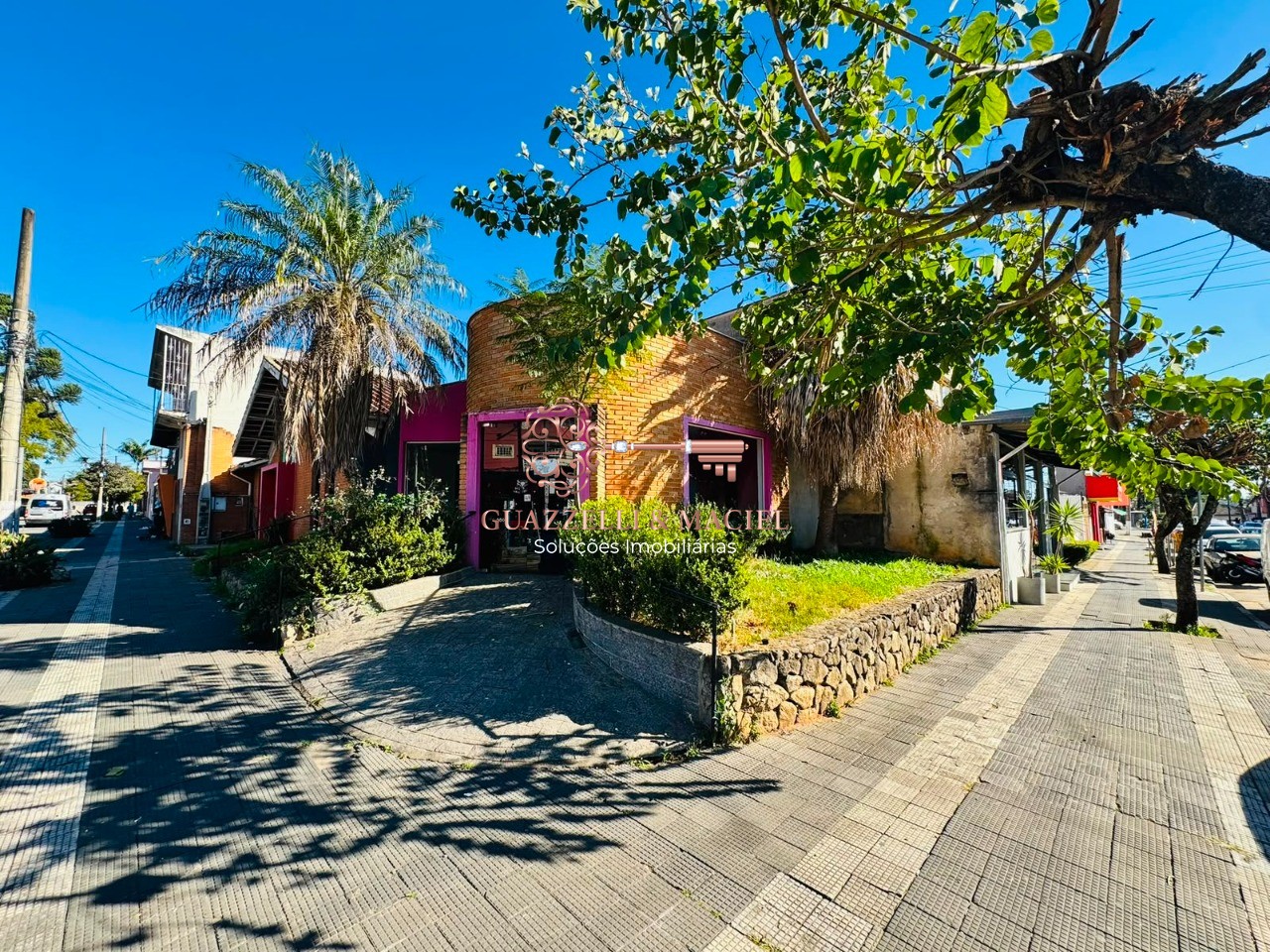 Loja / Comércio em CENTRO, MAIRINQUE - Ponto Comercial para Locação no Centro de Mairinque-SP: 1 Sala, 3 Banheiros, 150m² de Área. - Foto 2