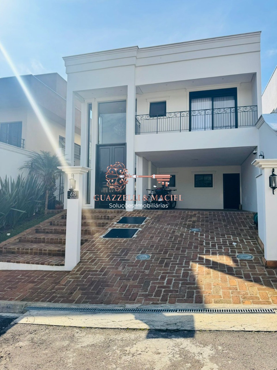 Condominio em LOTEAMENTO VILLA DI ROMA, SÃO ROQUE - Imperdível! Casa em Condomínio de Luxo em Loteamento Villa Di Roma, São Roque-SP: 3 quartos, 3 suítes, 2 salas, 4 banheiros, 4 vagas, 230m².