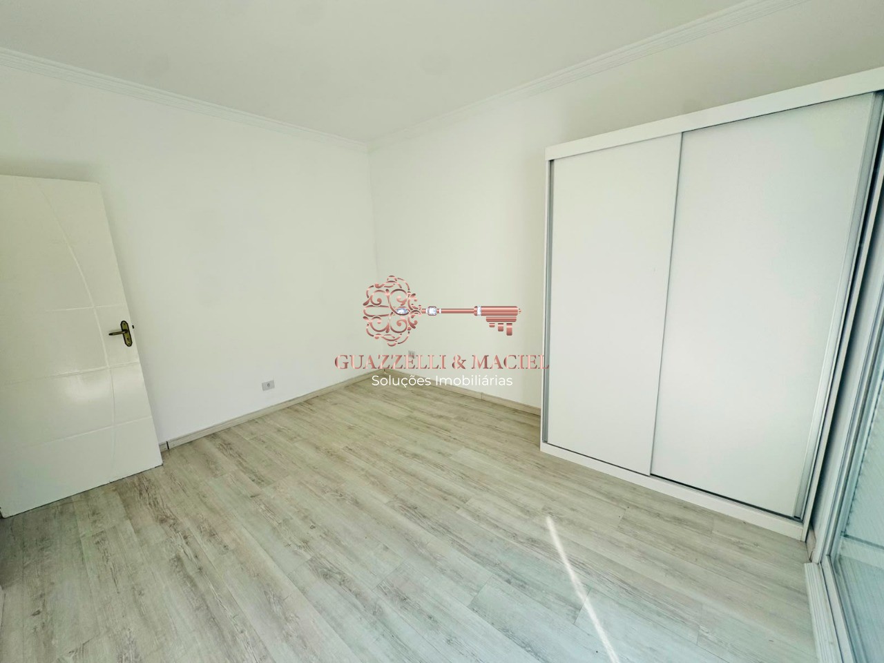 Condomínio em LOTEAMENTO VILLA DI ROMA, SÃO ROQUE - Casa em Condomínio de Luxo para Locação em São Roque-SP  3 Quartos, 1 Suíte, 2 Salas, 4 Banheiros, 4 Vagas, 200m² - Foto 16