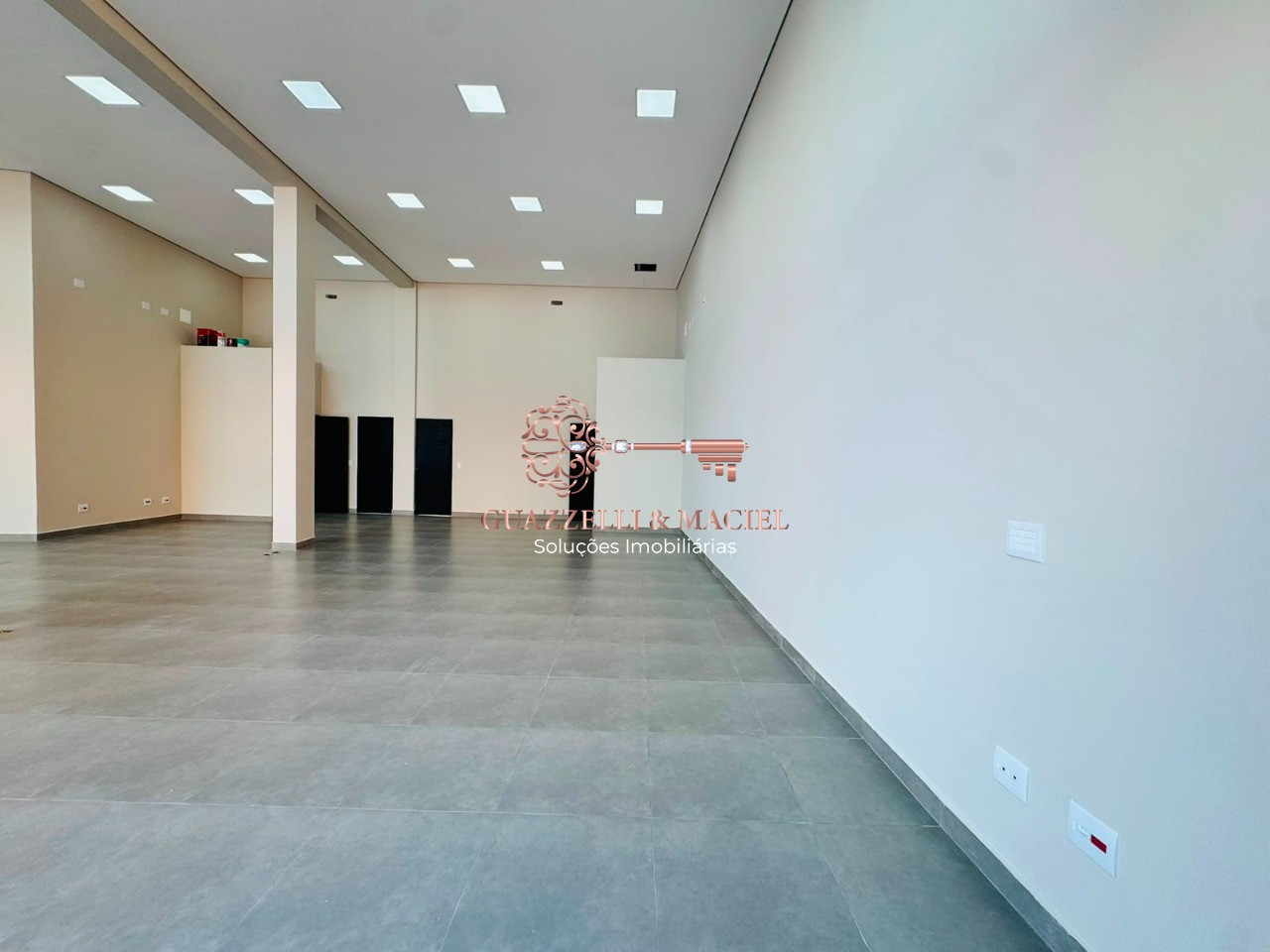 salao em CENTRO, SÃO ROQUE - Salão Comercial para Locação no Centro de São Roque-SP  152m², 1 Sala, 2 Banheiros - Foto 6