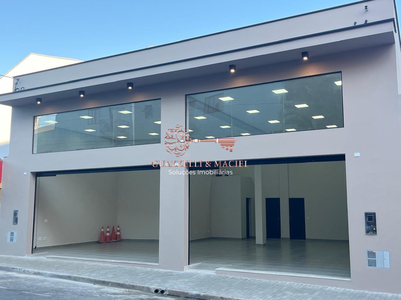 salao em CENTRO, SÃO ROQUE - Salão Comercial para Locação no Centro de São Roque-SP  152m², 1 Sala, 2 Banheiros - Foto 1