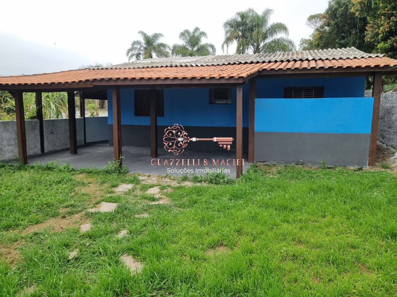 Casa em Vila Nova São Roque, São Roque - Casa para locação em São Roque-SP: 3 quartos, 1 suíte, 1 sala, 1 banheiro, 4 vagas de garagem na Vila Nova São Roque! - Foto 2