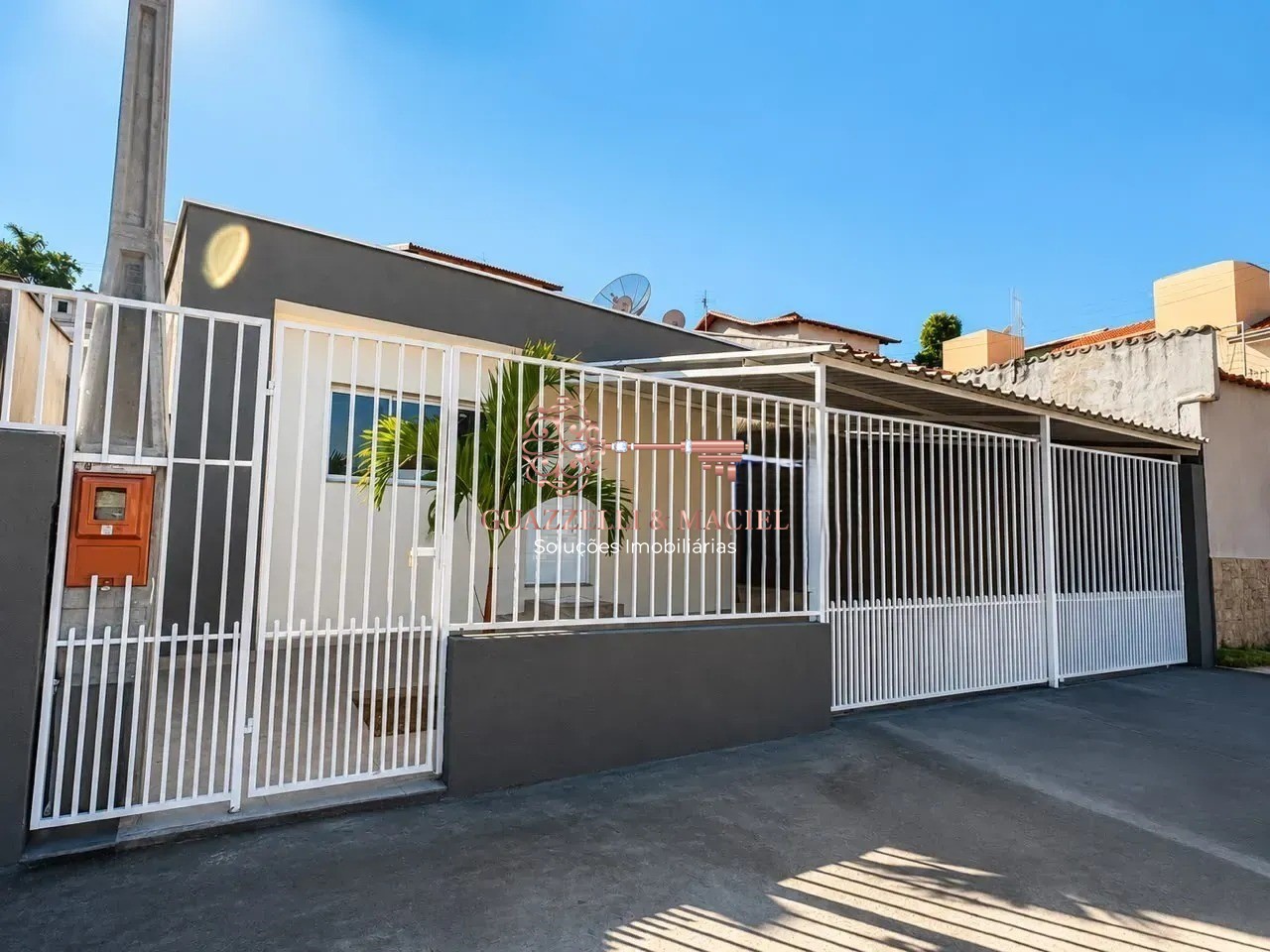 Casa em JARDIM BRASIL, SÃO ROQUE - Casa de 3 quartos com 2 suítes no Jardim Brasil, São Roque-SP: venda ou locação! 130 m² e 2 vagas de garagem.