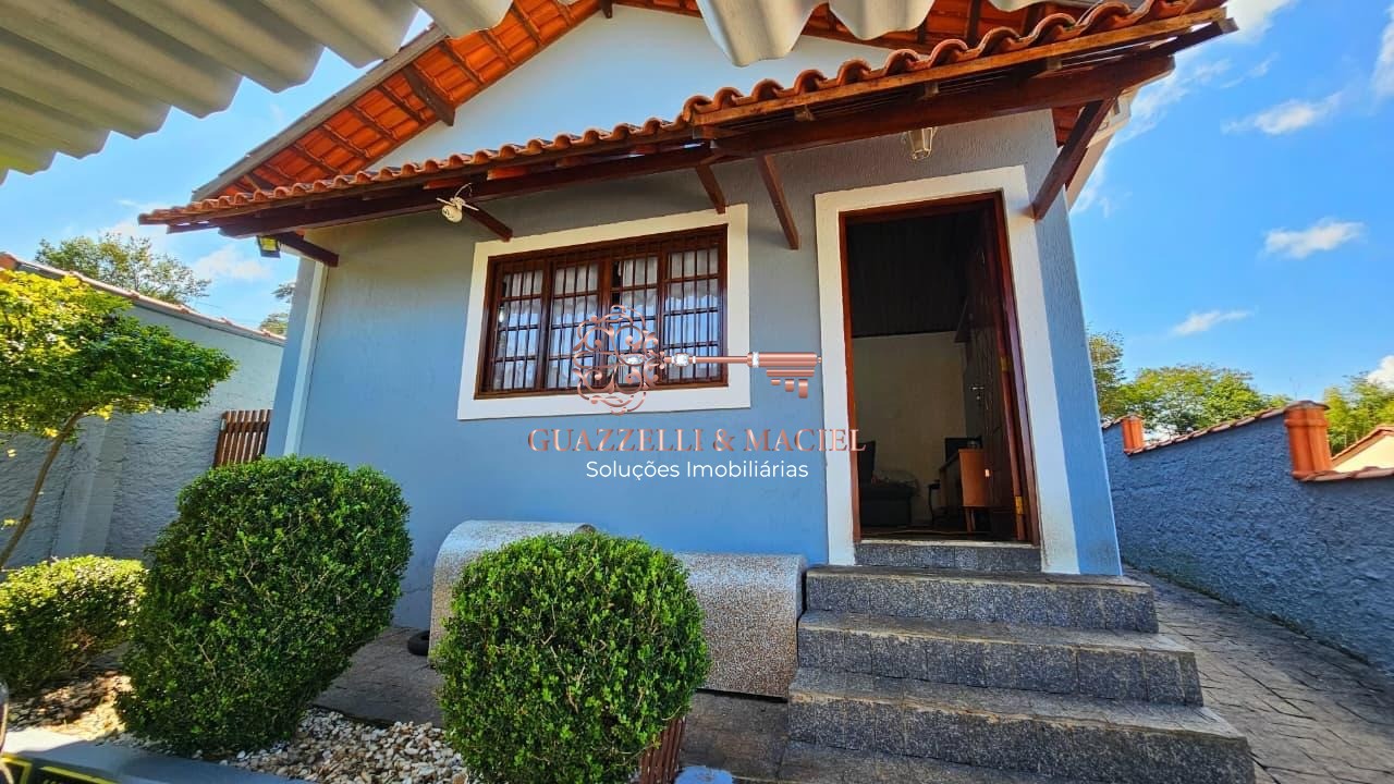Casa em Marmeleiro, Mairinque - Imperdível oportunidade: Casa à venda em Mairinque-SP, bairro Marmeleiro, 2 quartos, 1 suíte, 2 salas, 3 banheiros, 4 vagas de garagem, 179 m². - Foto 2