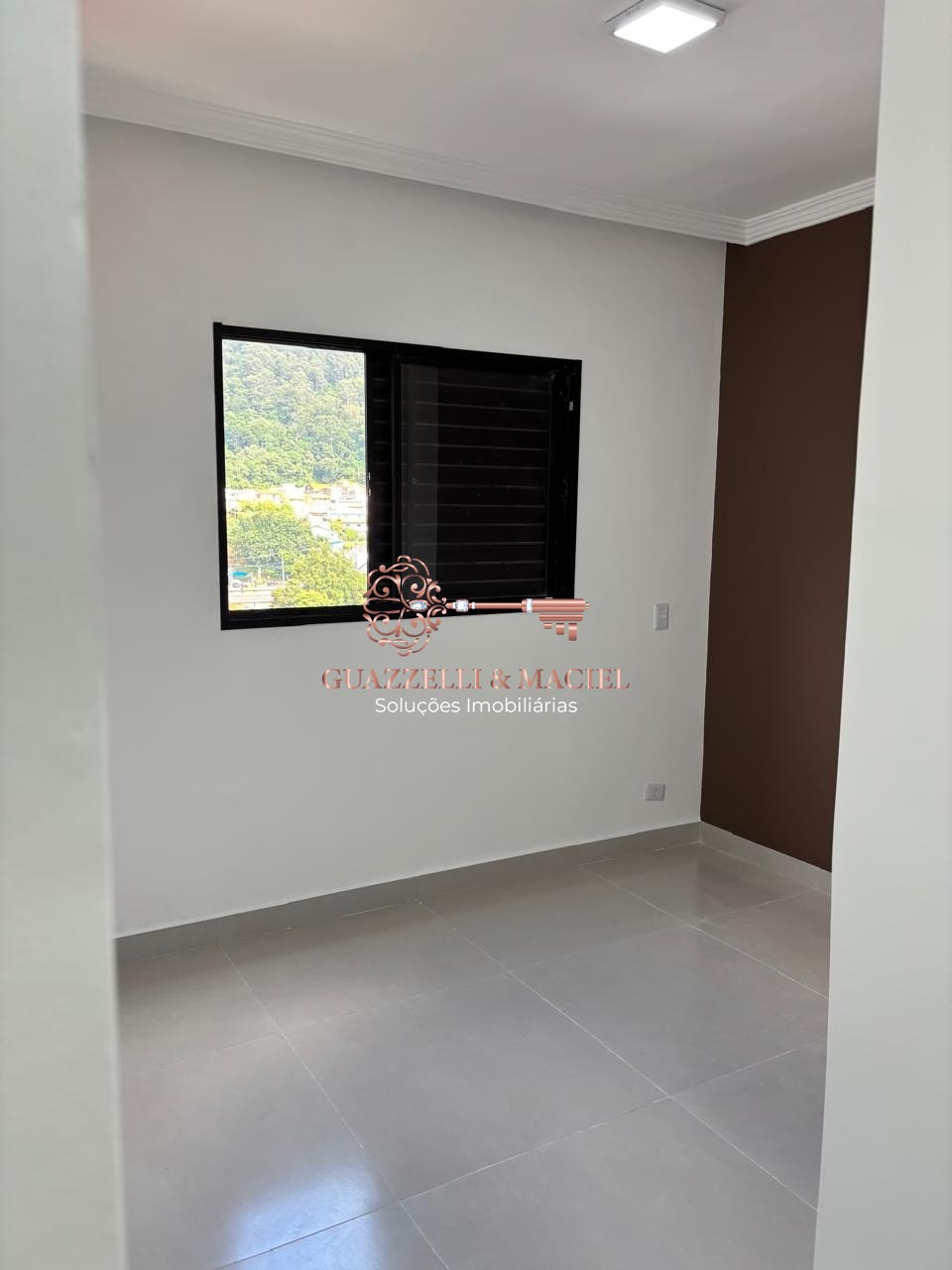 Apartamento em JARDIM GUAÇU, SÃO ROQUE - Venda de Apartamento Impecável em São Roque-SP, Jardim Guaçu: 2 Quartos, 1 Suíte, 1 Sala, 2 Banheiros, 1 Vaga de Garagem, 110m². - Foto 12