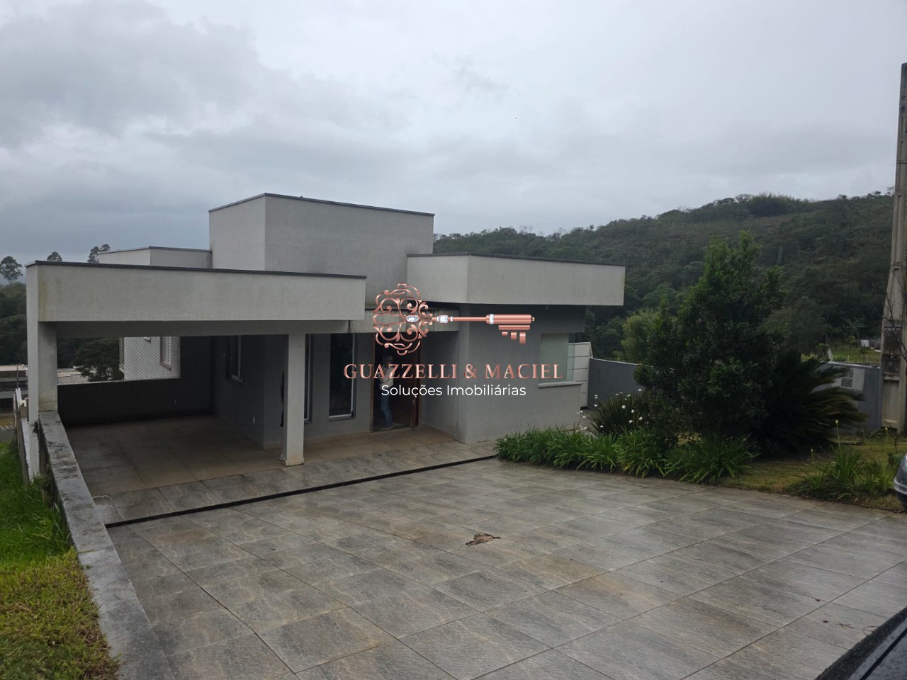 Condominio em TAIPAS DE PEDRAS (MAILASQUI), SÃO ROQUE - Casa em Condomínio no Taipas de Pedras, São Roque-SP: 3 quartos, 1 suíte, 168m², venda ou locação!