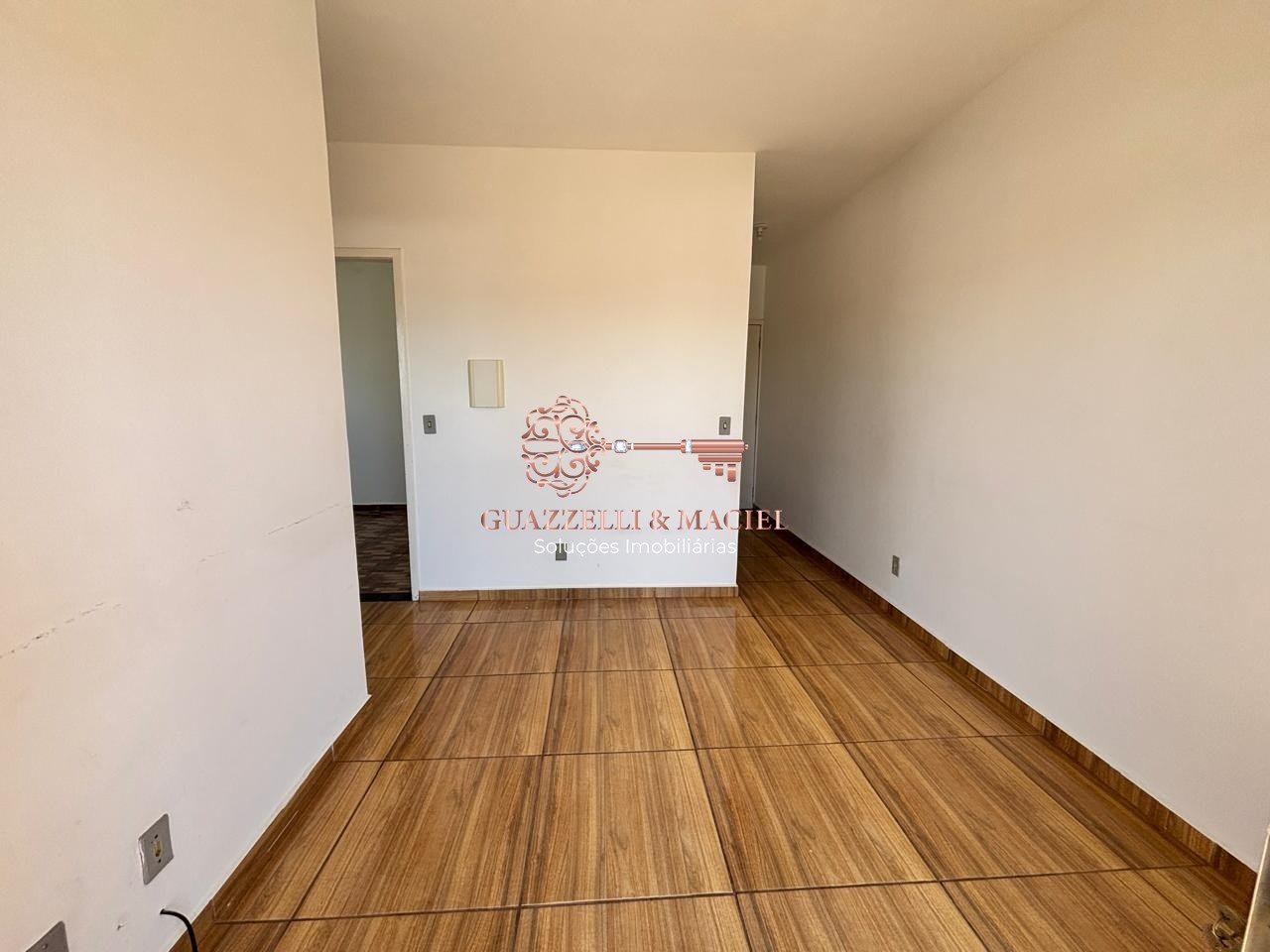Apartamento em RECANTO DOS EUCALIPITOS, MAIRINQUE - Apartamento para locação em Mairinque-SP, com 2 quartos, 1 sala, 1 banheiro e vaga de garagem!