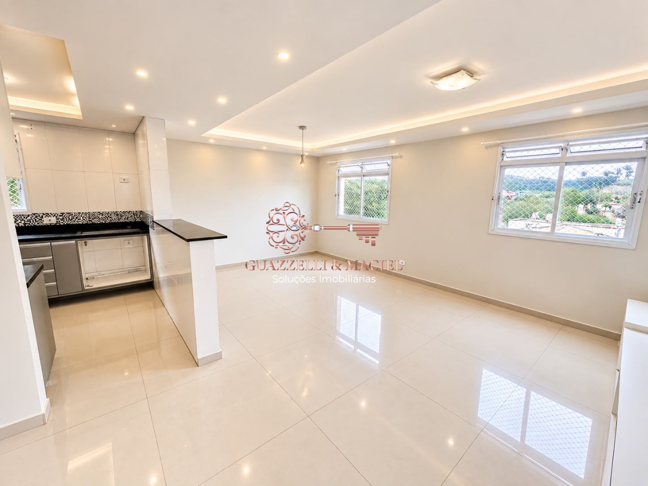 Apartamento em Jardim Meny, São Roque - Imperdível oportunidade: Apartamento à venda em São Roque-SP, Jardim Meny - 3 quartos, 1 suíte, 1 sala, 2 banheiros, 2 vagas, 90m². - Foto 2