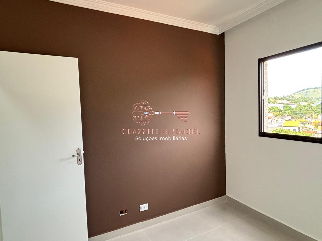 Apartamento em JARDIM GUAÇU, SÃO ROQUE - Venda de Apartamento Impecável em São Roque-SP, Jardim Guaçu: 2 Quartos, 1 Suíte, 1 Sala, 2 Banheiros, 1 Vaga de Garagem, 110m². - Foto 4