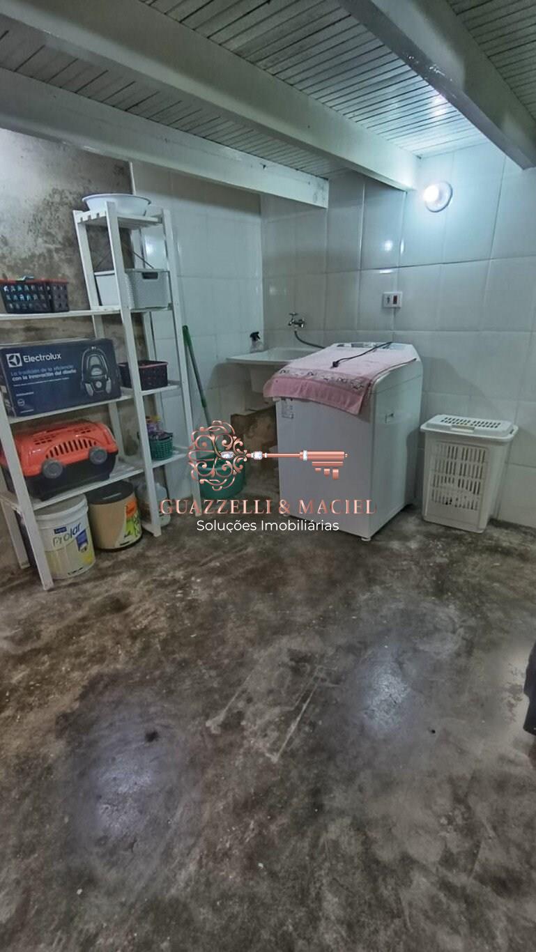 Casa em Centro, São Roque - Casa à venda no Centro de São Roque-SP: 3 quartos, 1 sala, 2 banheiros, 130m² de área! - Foto 2