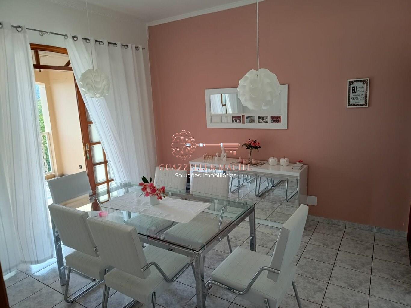 Casa em Paisagem Colonial, São Roque - Imperdível: Casa à venda em São Roque-SP, bairro Paisagem Colonial, 3 quartos, 2 salas, 2 banheiros, 4 vagas de garagem, 282 m². - Foto 2