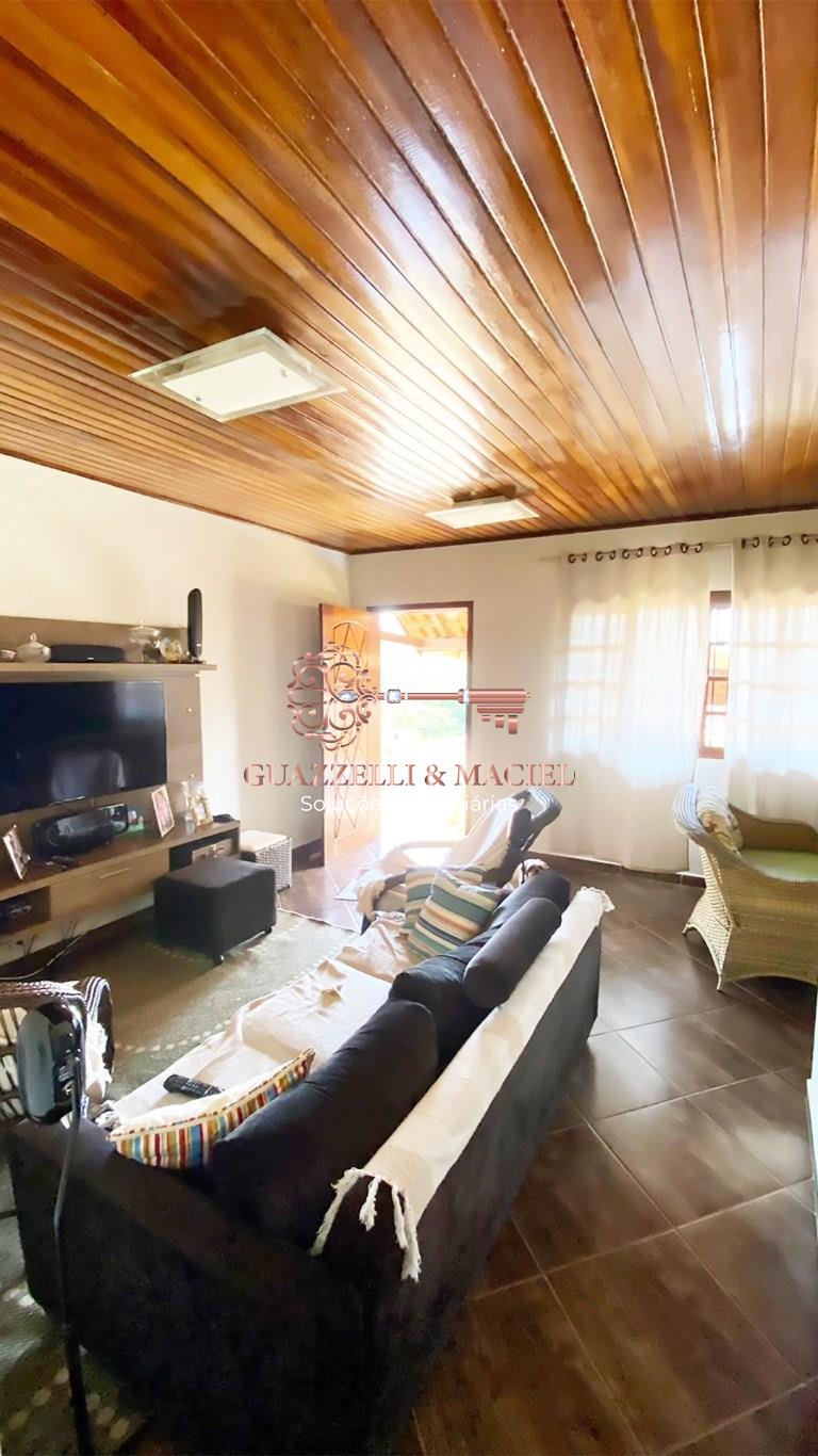 Casa em Marmeleiro, Mairinque - Imperdível oportunidade: Casa à venda em Mairinque-SP, bairro Marmeleiro, 2 quartos, 1 suíte, 2 salas, 3 banheiros, 4 vagas de garagem, 179 m². - Foto 12