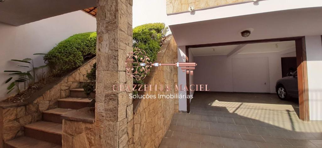 Casa em Vila Marques, São Roque - Casa para locação na Vila Marques, São Roque-SP: 4 quartos, 2 suítes, 2 salas, 3 banheiros, 6 vagas de garagem. - Foto 8