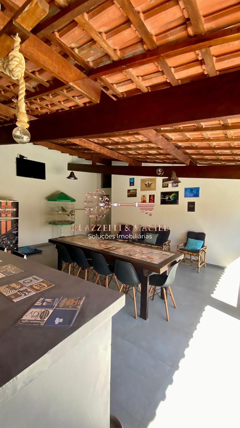 Casa em Marmeleiro, Mairinque - Imperdível oportunidade: Casa à venda em Mairinque-SP, bairro Marmeleiro, 2 quartos, 1 suíte, 2 salas, 3 banheiros, 4 vagas de garagem, 179 m². - Foto 4