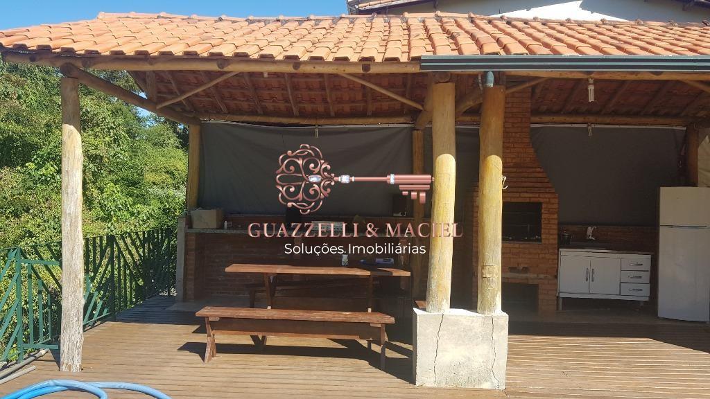 Casa em Esplanada Mendes Moraes, São Roque - CA0172Ampla casa em São Roque com 3 dormitórios sendo 1 suíte master, banheiro social, sala 02... - Foto 3