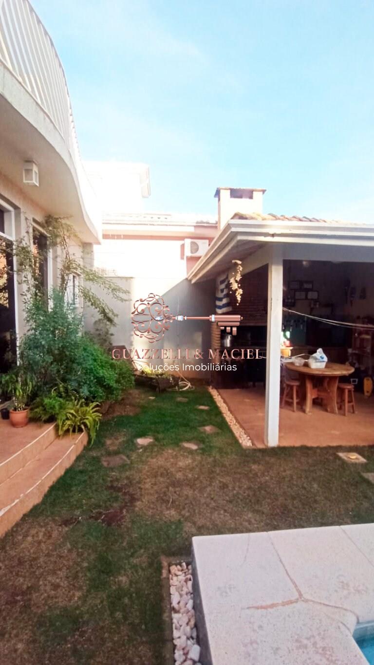 Casa em Esplanada Mendes Moraes, São Roque - Casa Excelente com Ótima Localização em Bairro Nobre pertinho do Centro de São Roque! - Foto 2