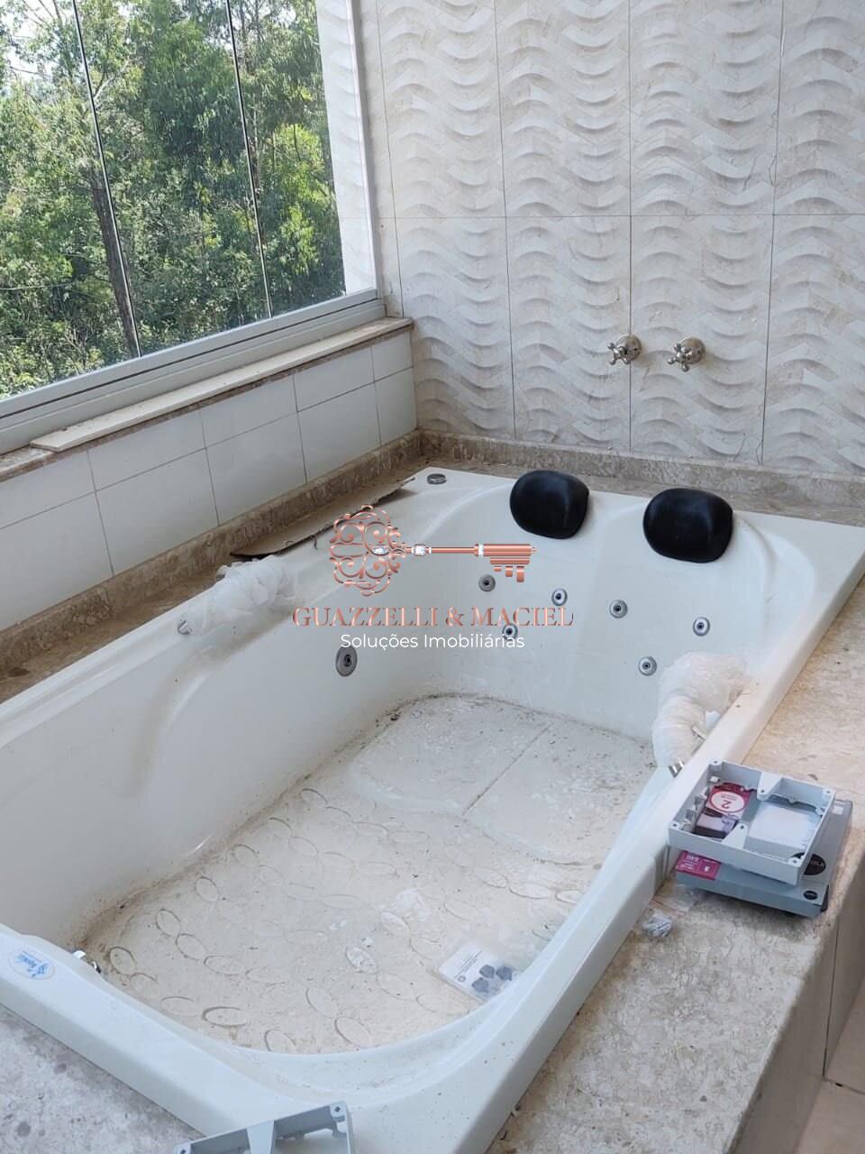 Chácara em Sinindú, Mairinque - Sítio de Luxo à Venda em Mairinque-SP, Bairro Sinindú: 5 Quartos, 3 Suítes, 15 Vagas, 3.300 m² de Área Total - Foto 3