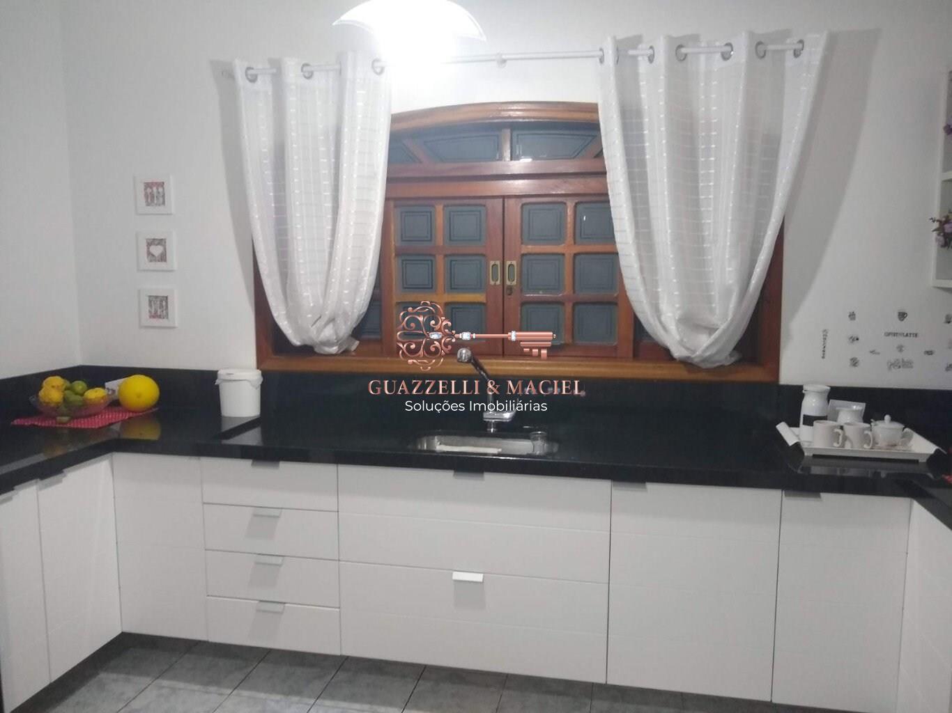Casa em Paisagem Colonial, São Roque - Imperdível: Casa à venda em São Roque-SP, bairro Paisagem Colonial, 3 quartos, 2 salas, 2 banheiros, 4 vagas de garagem, 282 m². - Foto 6