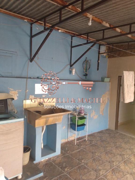 Casa em Centro, São Roque - Casa à venda no Centro de São Roque-SP: 3 quartos, 1 suíte, 3 banheiros, 213,37m² de área! - Foto 2