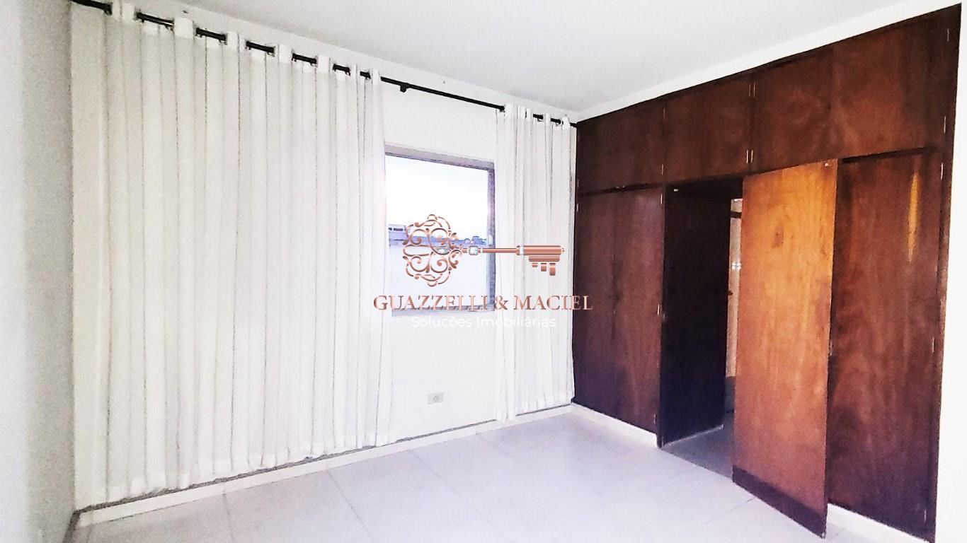 Sobrado em Excelente Bairro Residencial Pr�ximo ao Centro de S�o Roque!