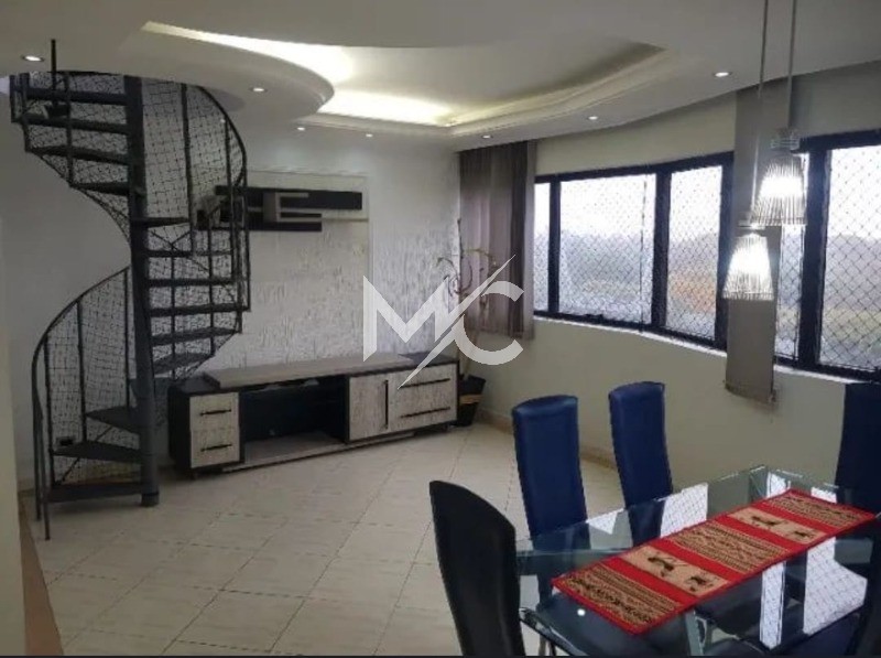 Cobertura, 3 quartos, 168 m² - Foto 2