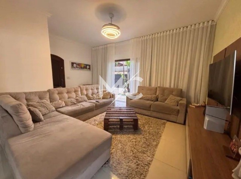 Casa, 3 quartos - Foto 1