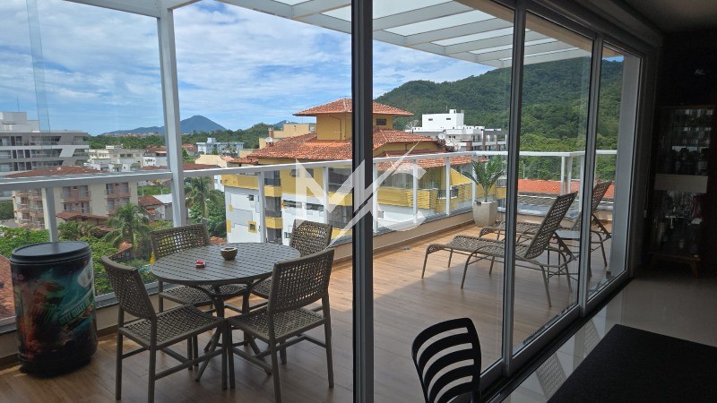 Cobertura, 3 quartos, 245 m² - Foto 2