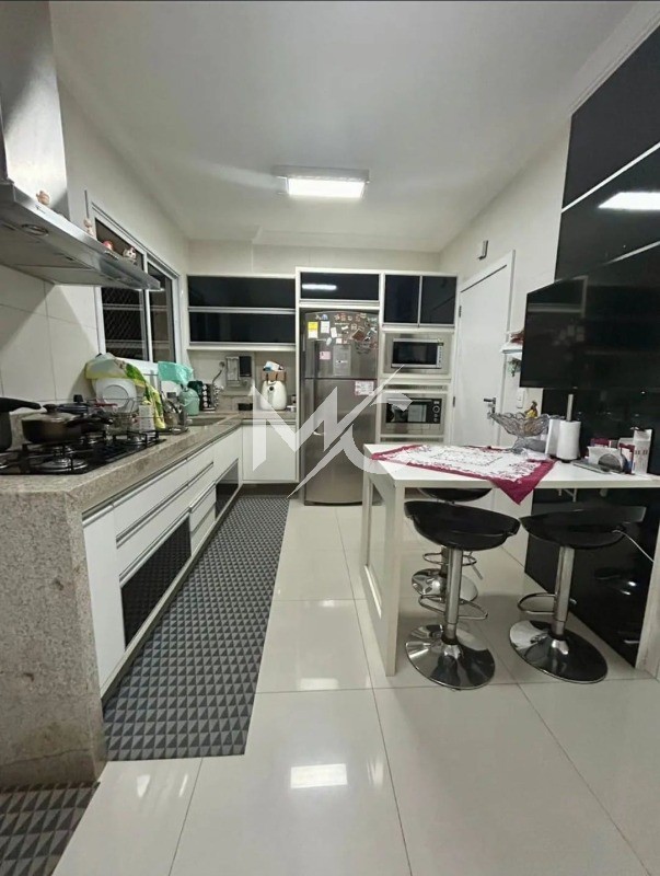 Apartamento, 3 quartos, 156 m² - Foto 4