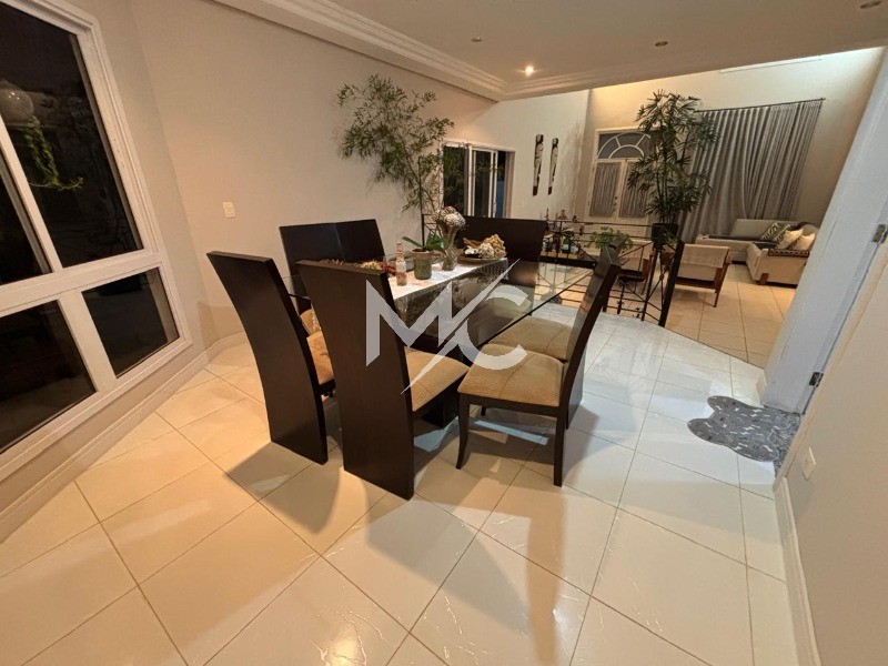 Casa, 2 quartos, 293 m² - Foto 4