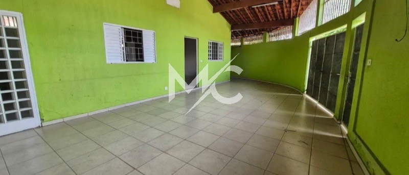 Casa, 2 quartos, 165 m² - Foto 1