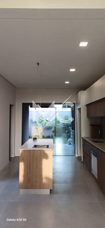 Casa, 3 quartos, 175 m² - Foto 1