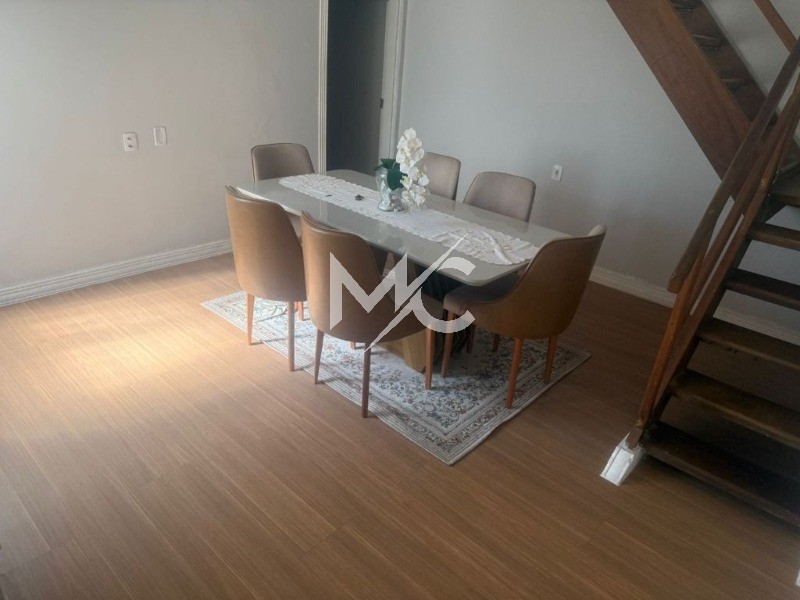 Casa, 3 quartos, 242 m² - Foto 2