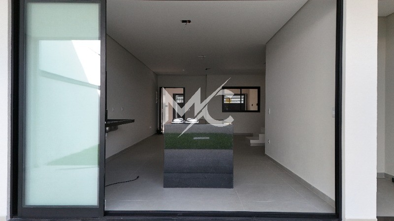 Casa, 3 quartos, 178 m² - Foto 2