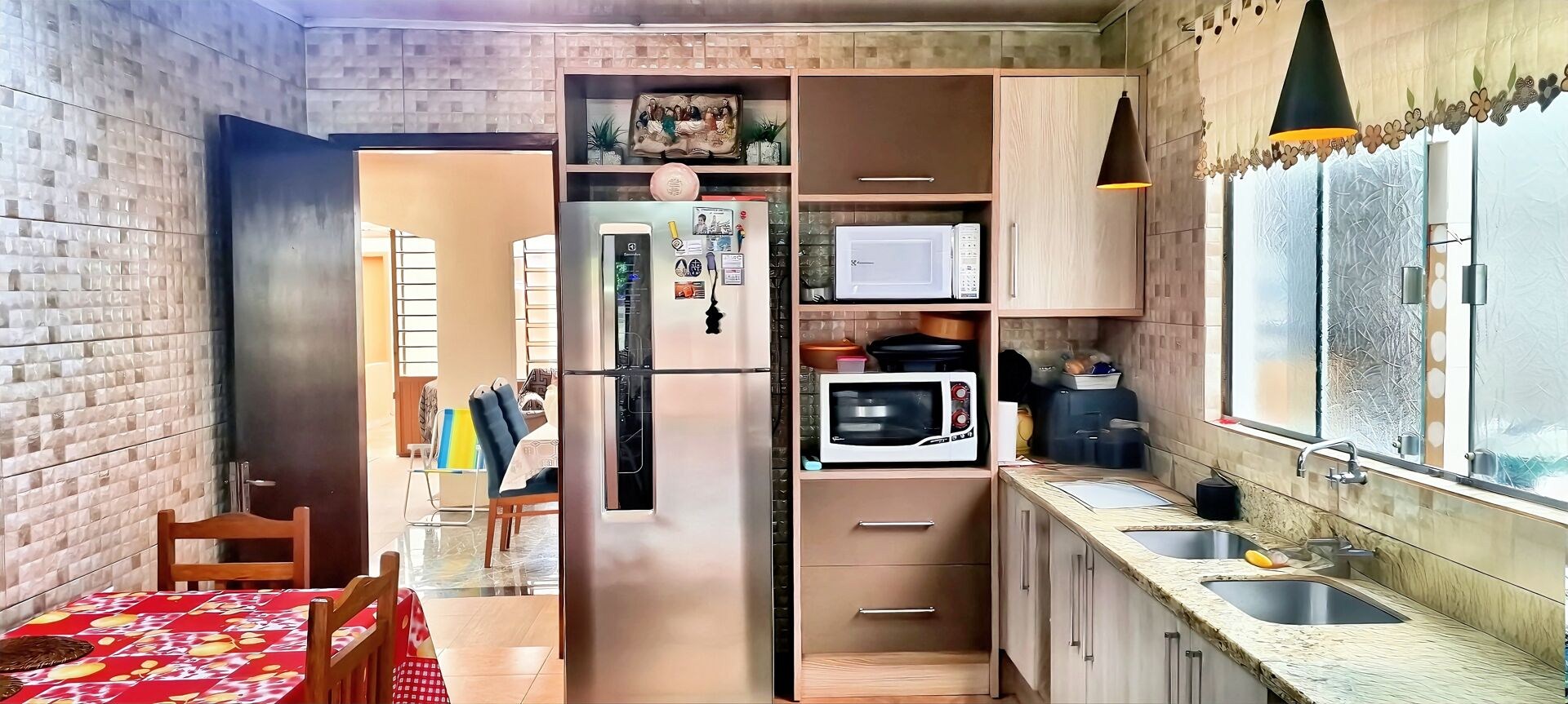 Casa à venda com 3 quartos, 200m² - Foto 17