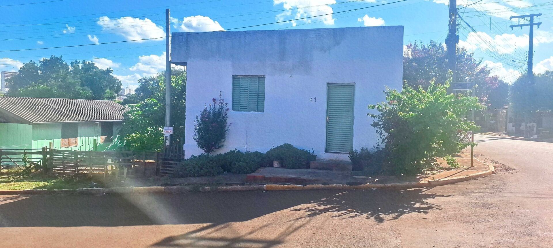 Casa à venda com 2 quartos, 70m² - Foto 5